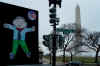 flat_stanley_at_monument_DSC00375.JPG (100683 bytes)